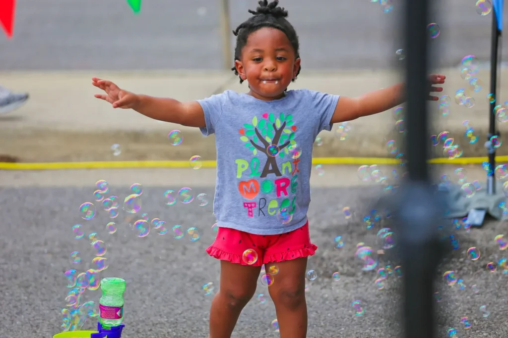 imageye___-_imgi_145_63485dbe340e3582b589ff41_srd-ribbon-cutting-322-p-1600